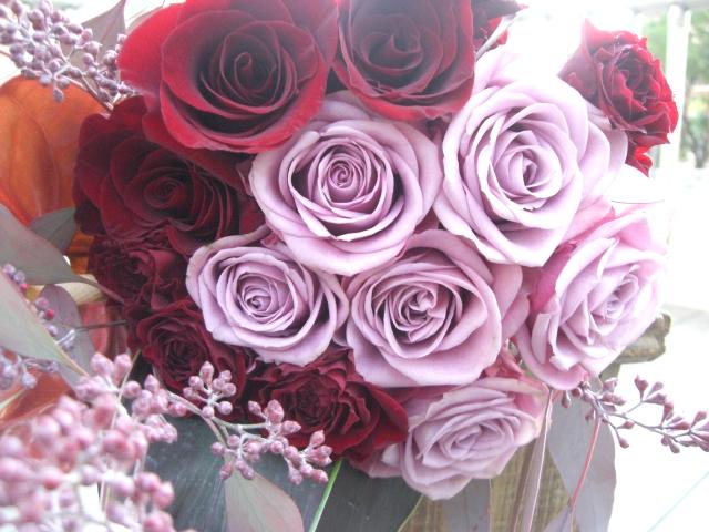 レッドＸパープル　バラの花束